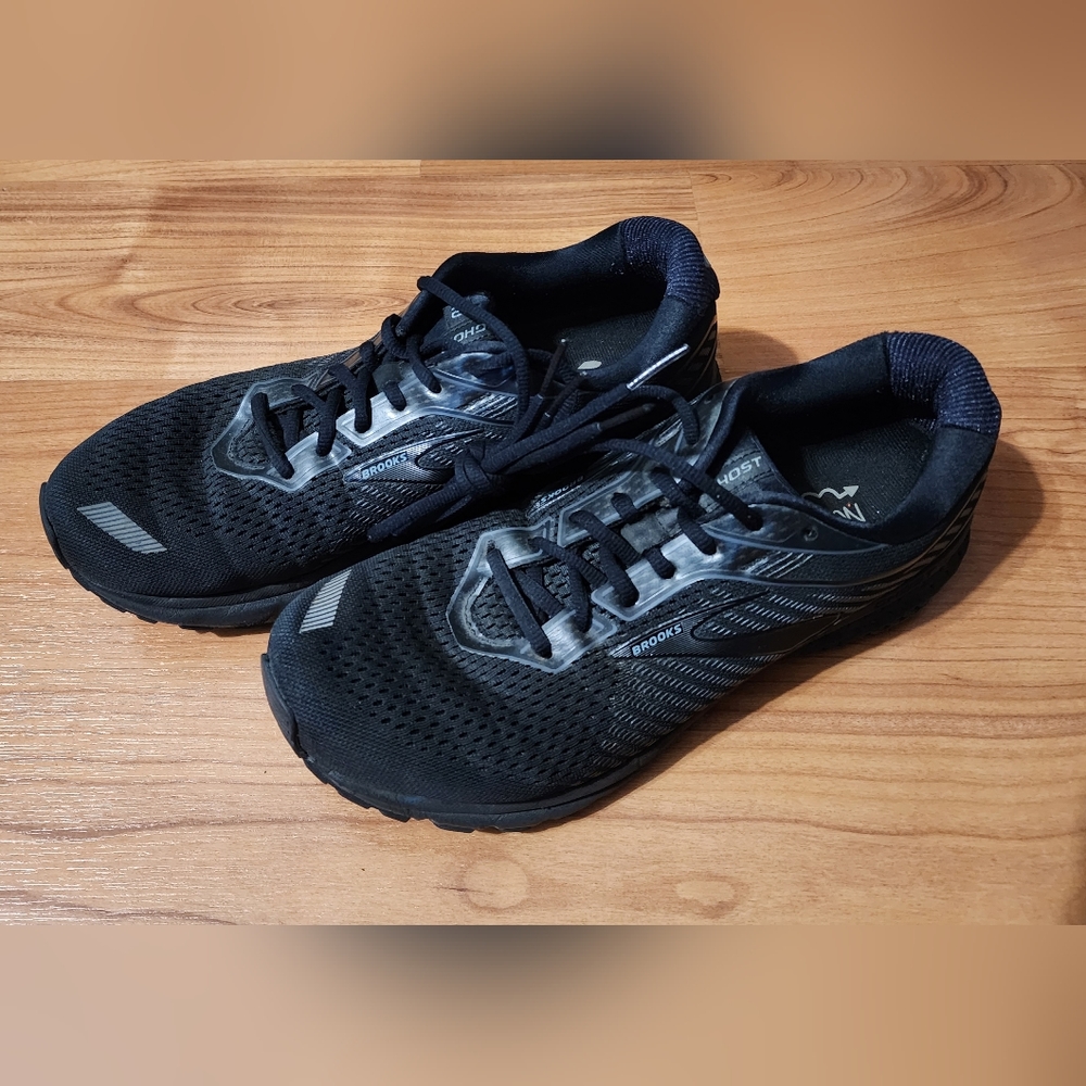 Brooks Ghost 12